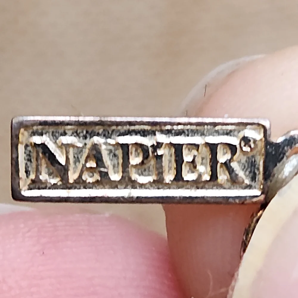 Napiers Elegant Gold and Pearl Necklace - Picture 5 of 5